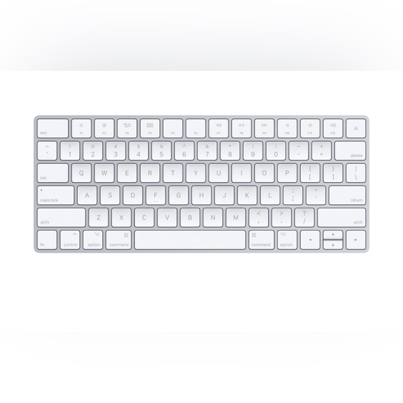 Apple Magic Keyboard (A1644) - Silver - Picture 1 of 4
